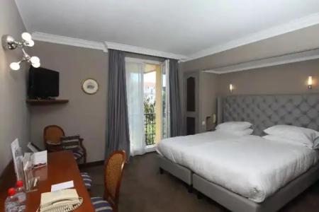 GOLDEN TULIP CANNES de PARIS - 224