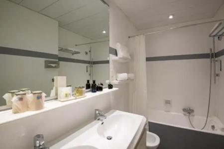 GOLDEN TULIP CANNES de PARIS - 275