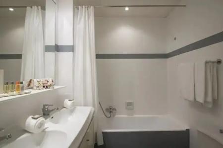 GOLDEN TULIP CANNES de PARIS - 254