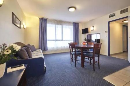 Zenitude Hôtel-Résidences Carcassonne - 65