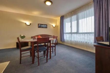 Zenitude Hôtel-Résidences Carcassonne - 66