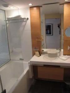 Le Churchill Hôtel & Spa - 9