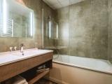 Classic Double room with mountain view