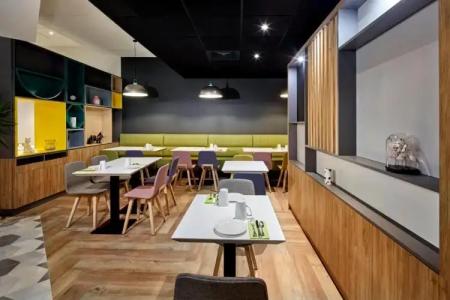 Holiday Inn Clermont Ferrand Centre by IHG - 12