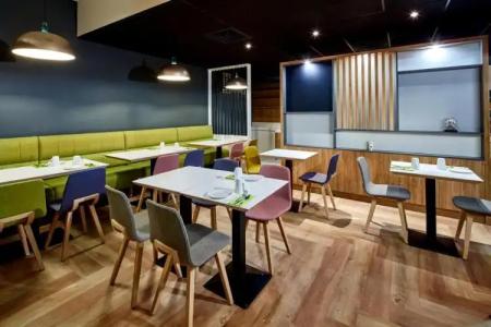 Holiday Inn Clermont Ferrand Centre by IHG - 11