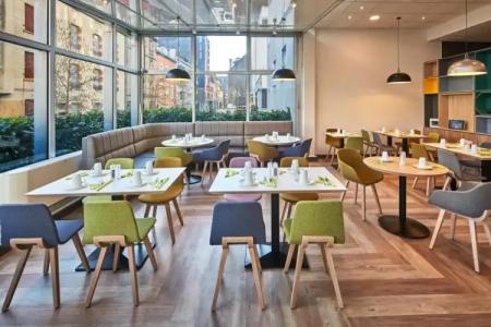 Holiday Inn Clermont Ferrand Centre by IHG - 8