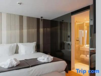 Kyriad Prestige Clermont-Ferrand - 130