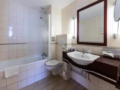 Kyriad Prestige Clermont-Ferrand - 68