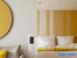 Suite with city view