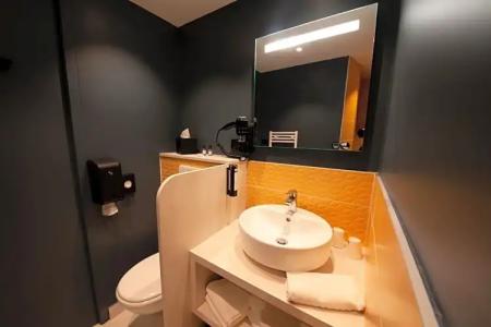 Comfort Clermont Saint Jacques - 64