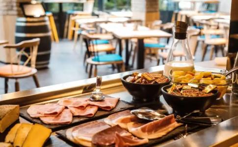 Comfort Clermont Saint Jacques - 13