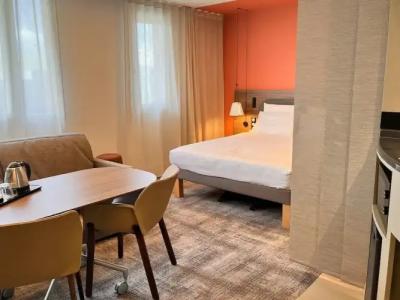 Novotel Suites Clermont Ferrand Polydome - 91