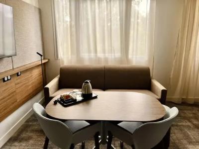 Novotel Suites Clermont Ferrand Polydome - 41