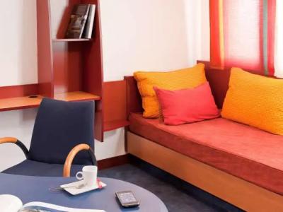 Novotel Suites Clermont Ferrand Polydome - 3