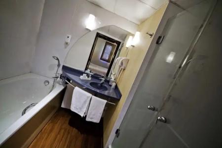 Novotel Suites Clermont Ferrand Polydome - 98