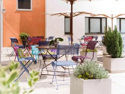 Novotel Suites Clermont Ferrand Polydome - 18