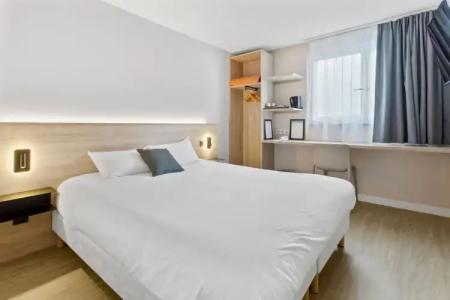 Kyriad Deauville - St Arnoult - 33