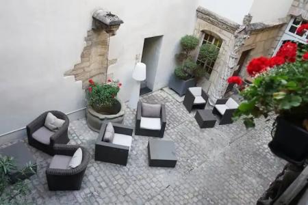 Maison Philippe Le Bon Hôtel, Restaurant & Bar le 19 - 69