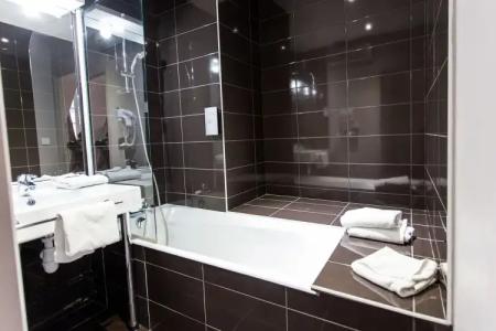 Maison Philippe Le Bon Hôtel, Restaurant & Bar le 19 - 7