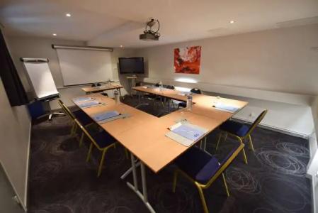 Kyriad Dijon Gare - 22