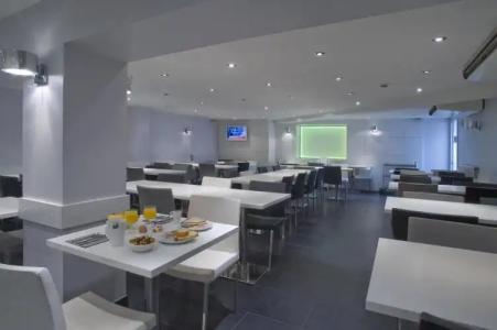 Kyriad Dijon Gare - 36