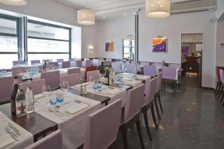 Kyriad Dijon Gare - 31