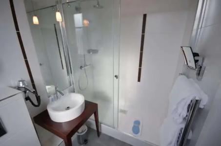 Kyriad Prestige Dijon Centre - 55