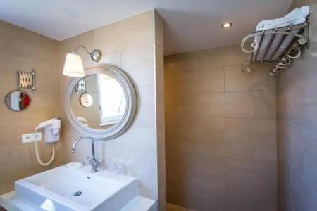 Hôtel des Ducs - 63