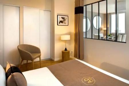 Hôtel des Ducs - 93