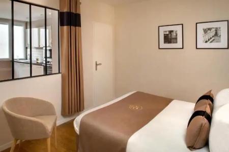 Hôtel des Ducs - 92