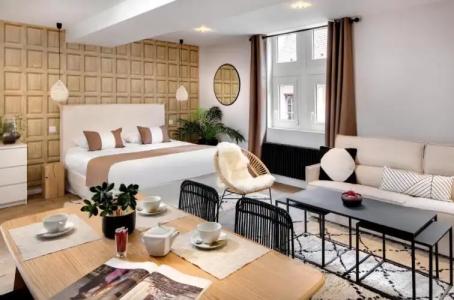 Hôtel des Ducs - 122