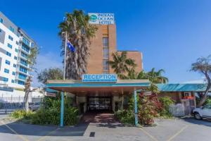Indian Ocean Hotel, Perth