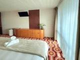2 Bedrooms Suite with balcony
