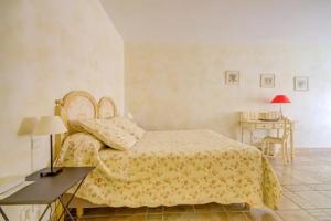 Le Clos de la Glycine Hotel, Roussillon