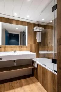 Mercure Grenoble Centre Alpotel - 42