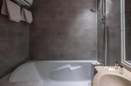 LE M & SPA HONFLEUR - 28