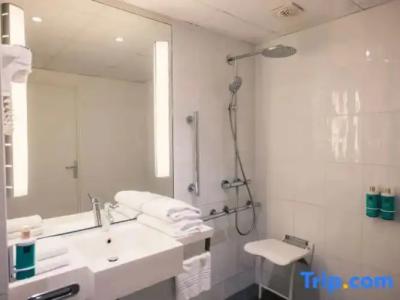 Novotel Le Havre Centre Gare - 51