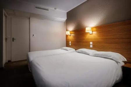 Hôtel Saint Louis de France - 2