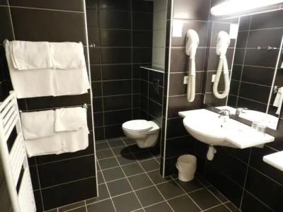 Hôtel Gloria & Avenue - 8