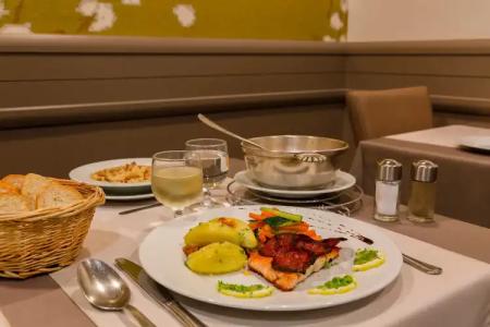 The Originals City, Hôtel Astoria Vatican, Lourdes - 11