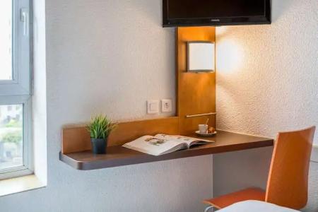 Première Classe Lyon Centre Gare Part Dieu - 45