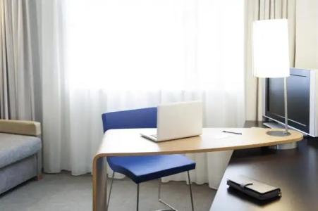 Novotel Marseille Vieux Port - 48