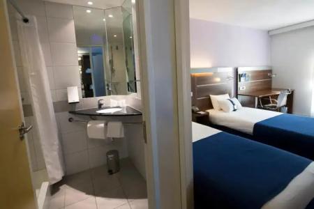 Holiday Inn Express Marseille Saint Charles, an IHG - 9