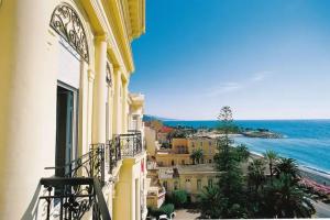 Hotel Vacances Bleues Royal Westminster, Menton