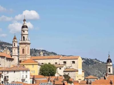 Ibis Styles Menton Centre - 16