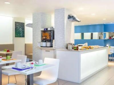Ibis Styles Menton Centre - 12