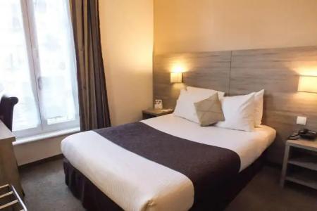 Comfort Cecil Metz Gare - 2