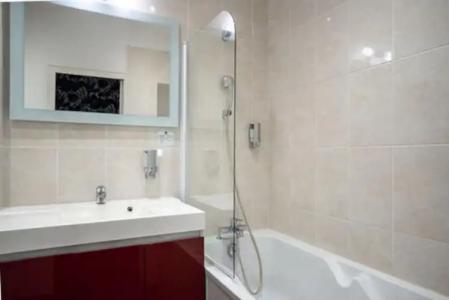 Voltaire Opera Nantes Centre - 18