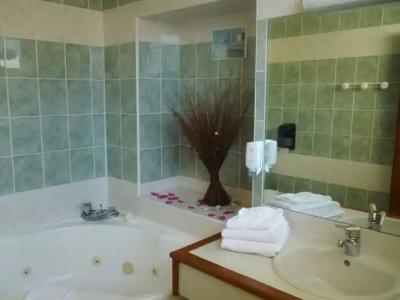 The Originals Boutique, Hôtel Clos Sainte Marie, Nevers - 68