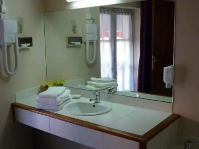 The Originals Boutique, Hôtel Clos Sainte Marie, Nevers - 49